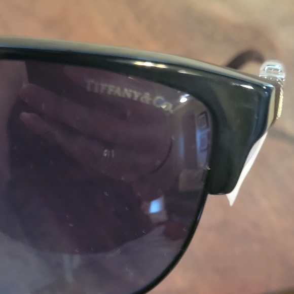 Tiffany & Company Polorized Sunglasses TF4080 Cat Eye heart locket MA #481 - Picture 10 of 15